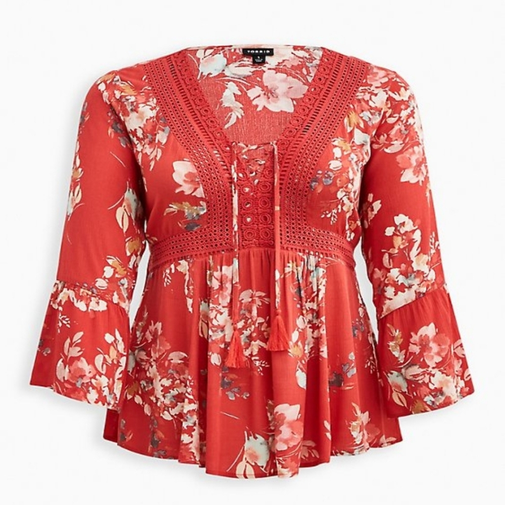 Torrid NWT size 1 lace up babydoll melon floral - Stylish!!